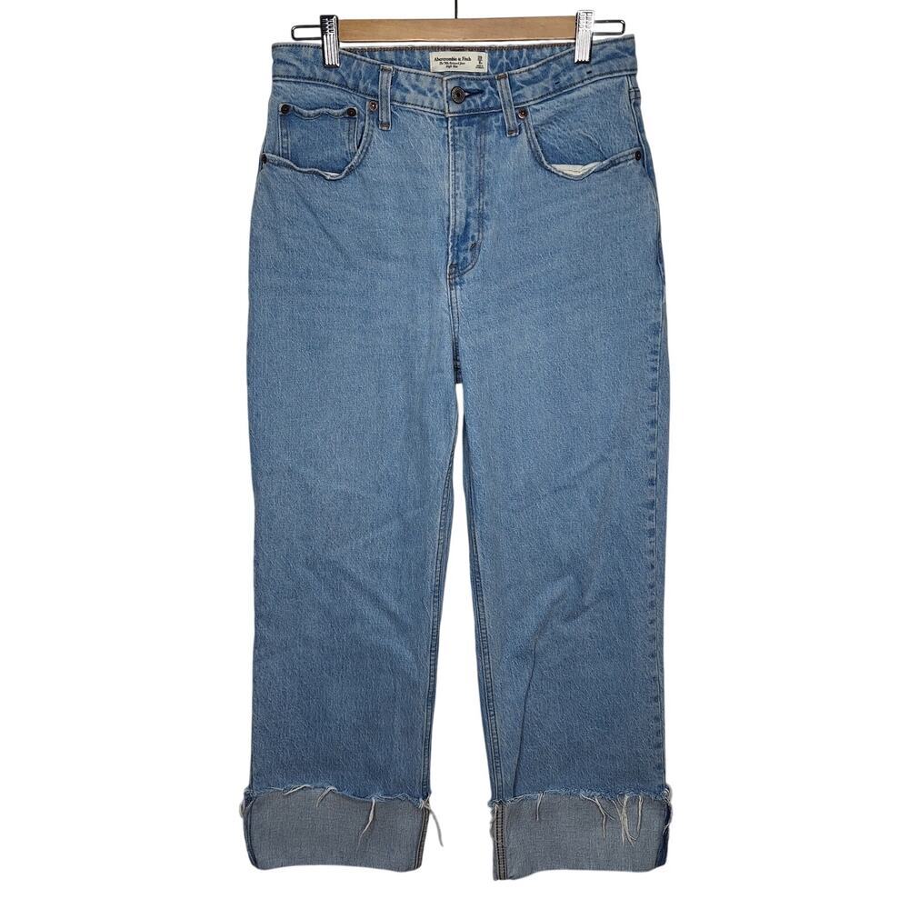 Abercrombie & Fitch 90s Relaxed High Rise Jeans Light Wash 29 / 8 S Short Cuffed
